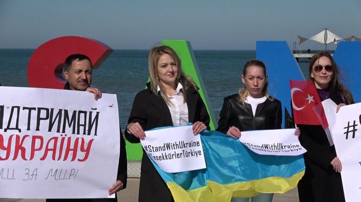 Samsun'da yaşayan Ukraynalılardan Rusya protestosu -4