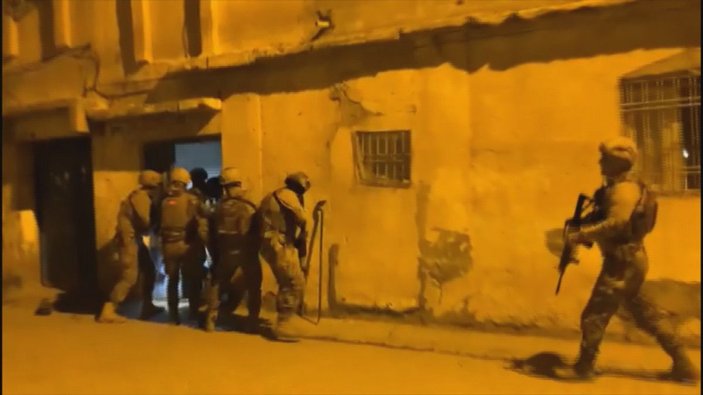 Şırnak'ta uyuşturucu satıcılarına operasyon: 9 gözaltı -1
