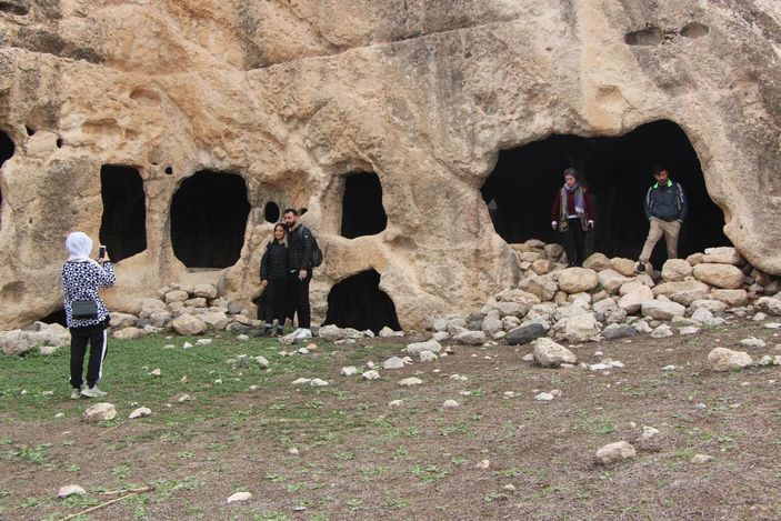 Şırnaklı doğaseverler, Gabar'daki tarihi mekanları keşfetti -3