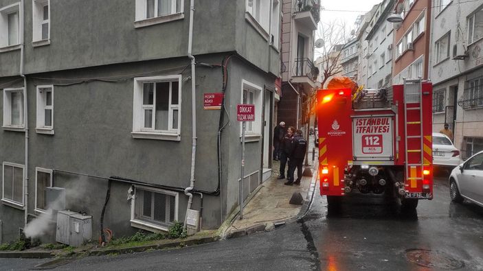 Şişli'de şüpheli ölüm; başına poşet geçirilmiş halde bulundu -1