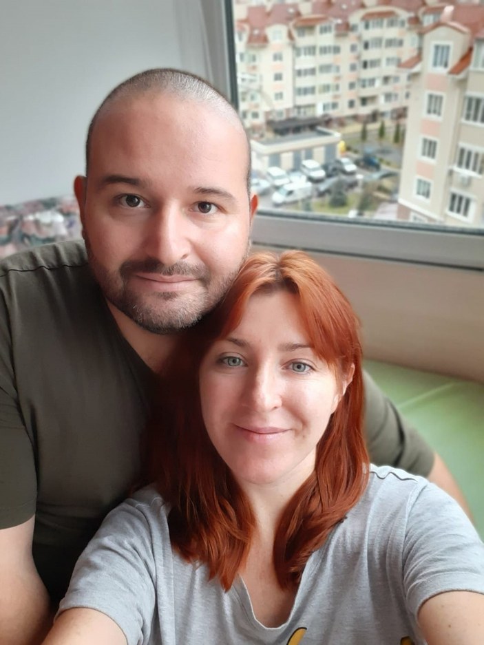 Bir ay önce evlendiği Ukraynalı eşi, Kiev'de savaşın ortasında kaldı -9