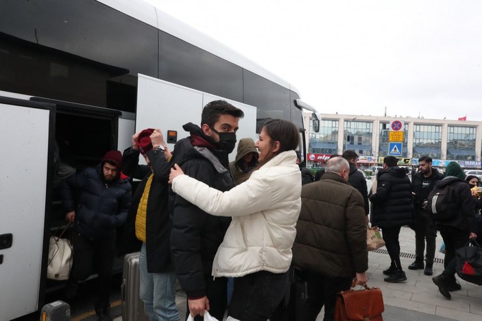 Ukrayna'dan gelen ilk kafile İstanbul'a ulaştı -2