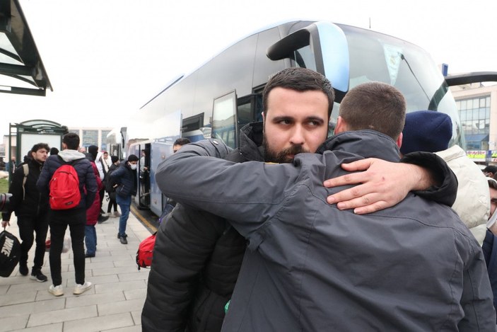 Ukrayna'dan gelen ilk kafile İstanbul'a ulaştı -9