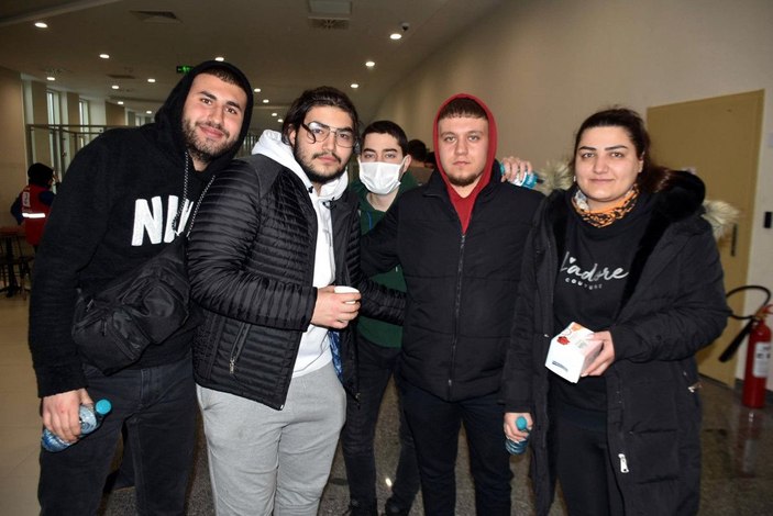 Ukrayna'dan otobüslerle getirilen Türkler, ana vatanda / Ek fotoğraflar -5