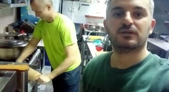 Ukrayna'da yaşayan Türk aşçı, sığınakta askerler için yemek yapıyor -1