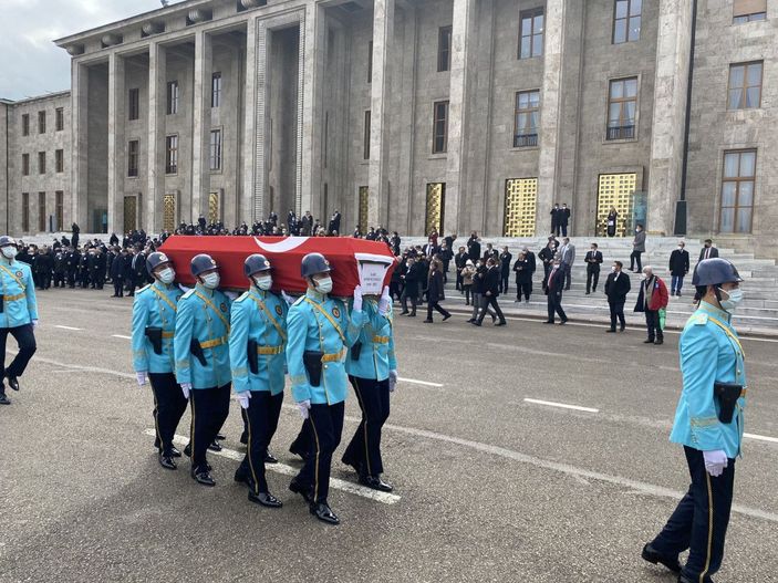Eski bakan Sadi Somuncuoğlu için TBMM'de tören -1
