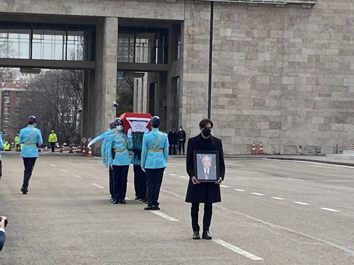 Eski bakan Sadi Somuncuoğlu için TBMM'de tören -2