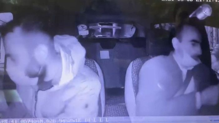 d Fatih'te taksicilerin telefonlarını çalan hırsız yakalandı -7