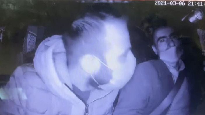 Fatih'te taksicilerin telefonlarını çalan hırsız yakalandı -1