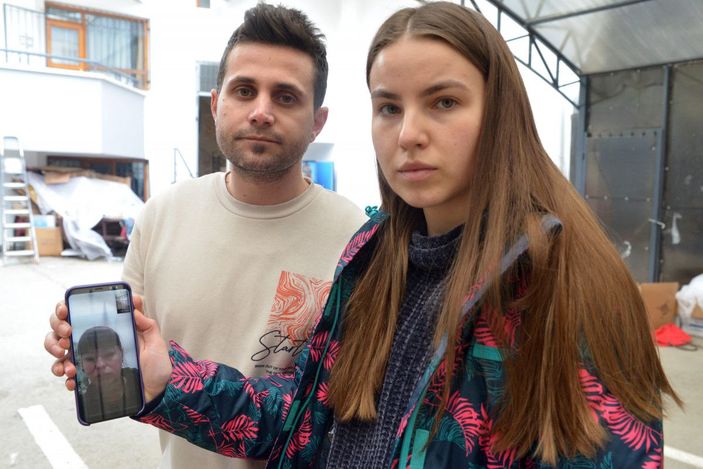 Tuvalete sığınan annesiyle konuşan Ukraynalı Yulia'nın gözyaşları -2