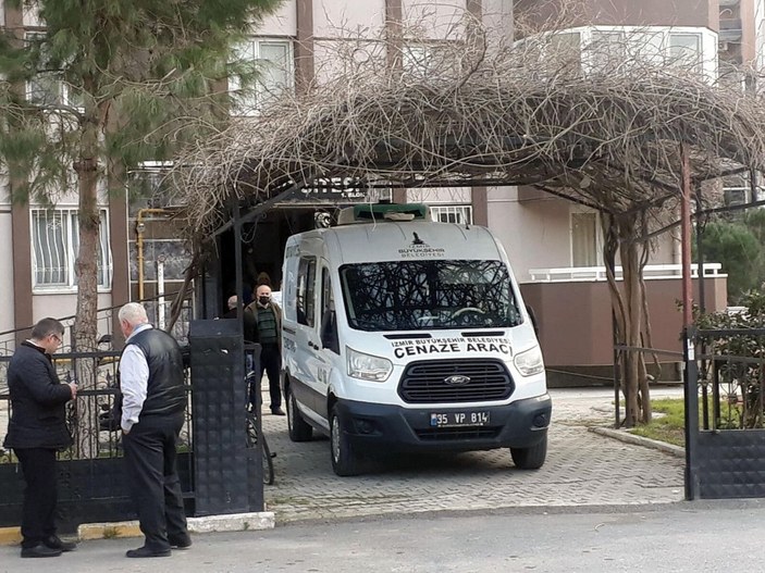 İzmir'de, evli çift evlerinde ölü bulundu -6