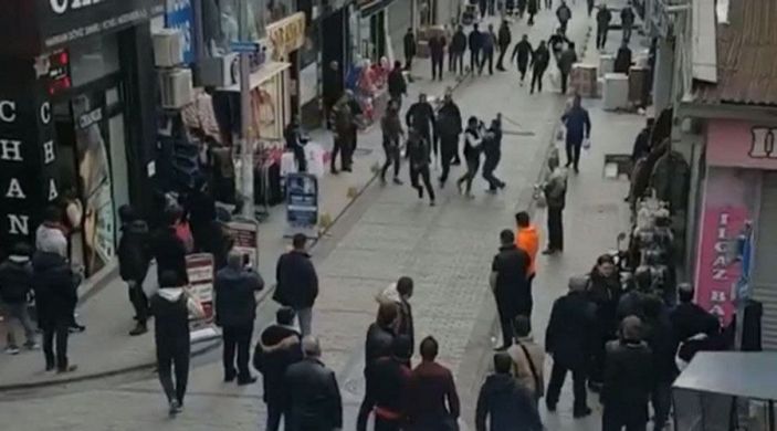 Fatih'te sopalı kavga kamerada -3