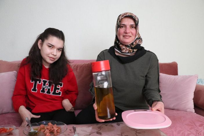 d 14 yıl önce ikizi ile oynarken başından vurulan Kübra, hayata sarıldı -10