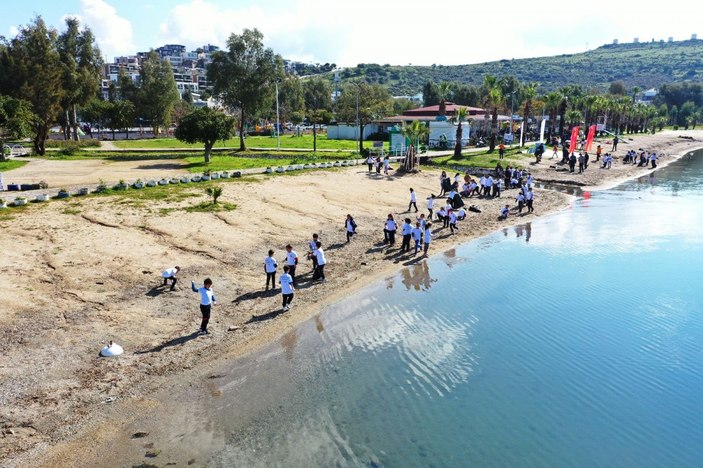 Bodrum’da deniz pırıl pırıl oldu -3
