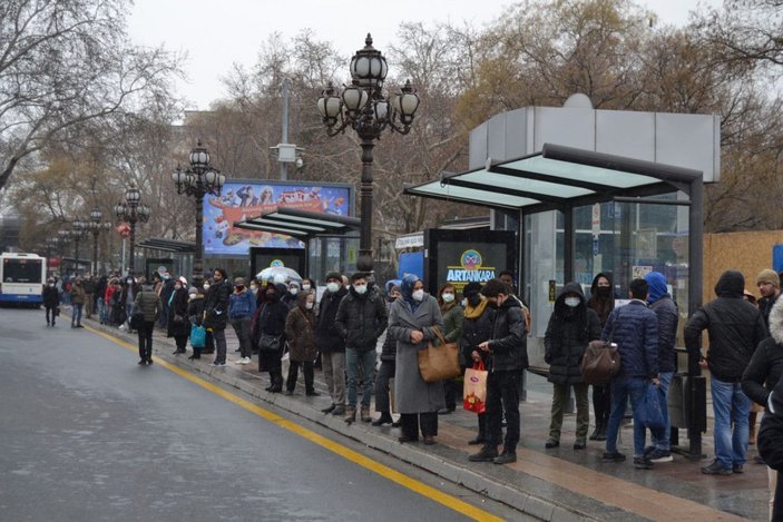 Ankara'da özel halk otobüsü esnafı kontak kapattı -1