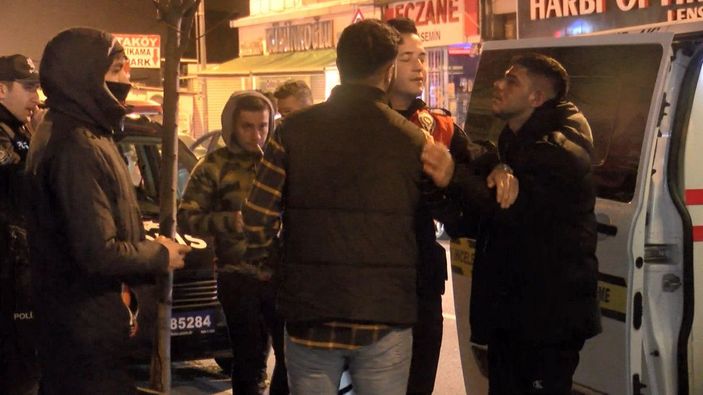 Beşiktaş’ta kavgayı ayırmaya çalışan kurye, silahla yaralandı
