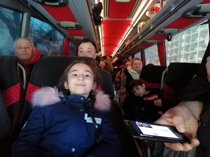 Varşova Büyükelçiliği, 52 kişiyi daha Türkiye’ye yolcu etti -2