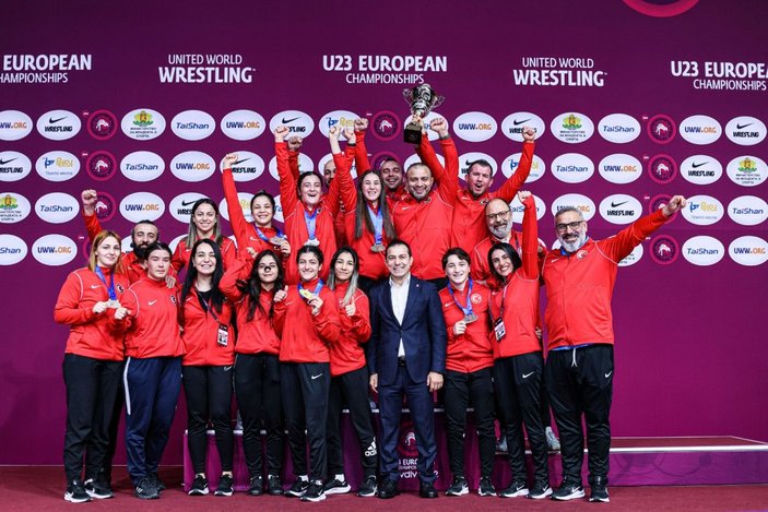 U23 Avrupa Güreş Şampiyonası'nda Türkiye, kadınlarda Avrupa şampiyonu oldu