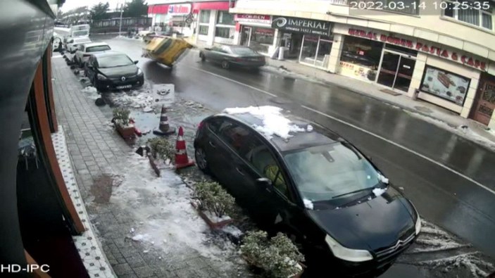 Sarıyer'de taksi kazası kamerada -1