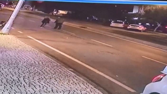 Büyükçekmece'de eski eşine sokak ortasında dehşeti yaşattı  -2