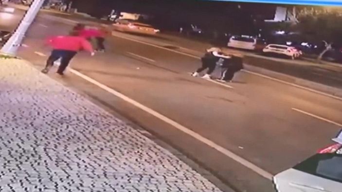 Büyükçekmece'de eski eşine sokak ortasında dehşeti yaşattı  -4