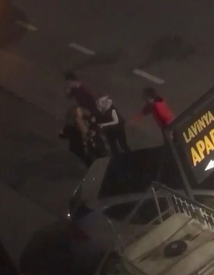 Büyükçekmece'de eski eşine sokak ortasında dehşeti yaşattı  -5