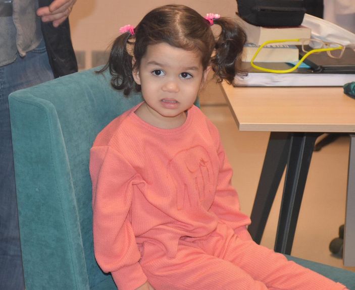 d Cemre'nin bağırsaklarından 5 tane mıknatıslı bilye çıktı -2