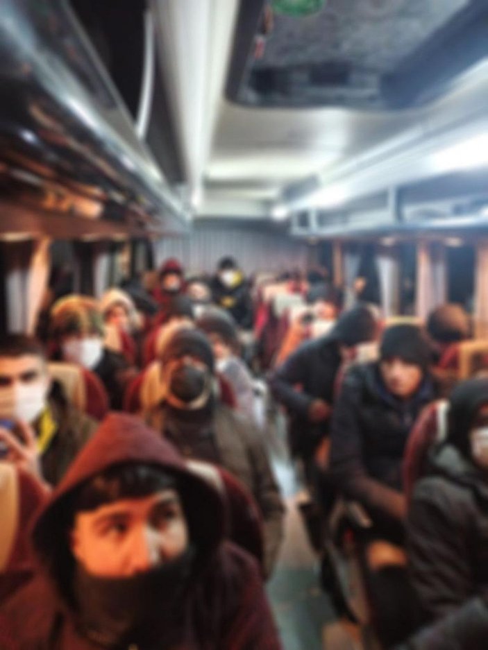 İstanbul'da kaçak göçmen operasyonu: 93 göçmen yakalandı  -4