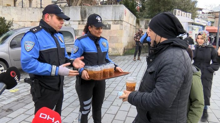 Üsküdar Meydanı'nda Çanakkale menüsü dağıtıldı -3