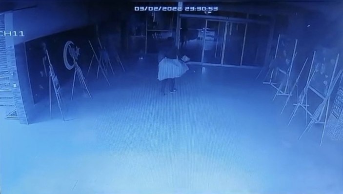 İlginç hırsızlık: Okuldan tencere, tava ve çaydanlık çaldı -5