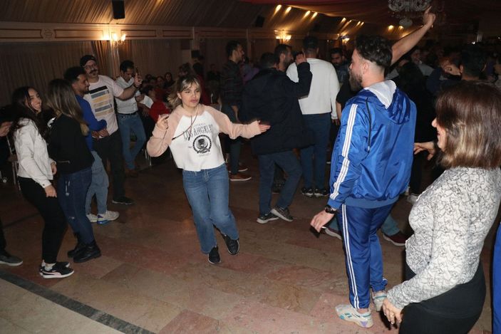 Van'a gelen İranlılar, Nevruz'u eğlenerek kutladı -5