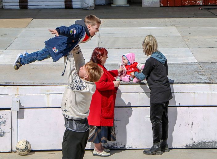 Yıllar önceki kulisleri, savaştan kaçan Ukraynalı ve Rus dansçı çiftin yeni yuvası oldu -2