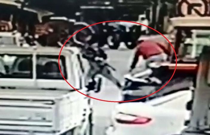 Husumetlisini bacağından vurdu; o anlar kamerada -5