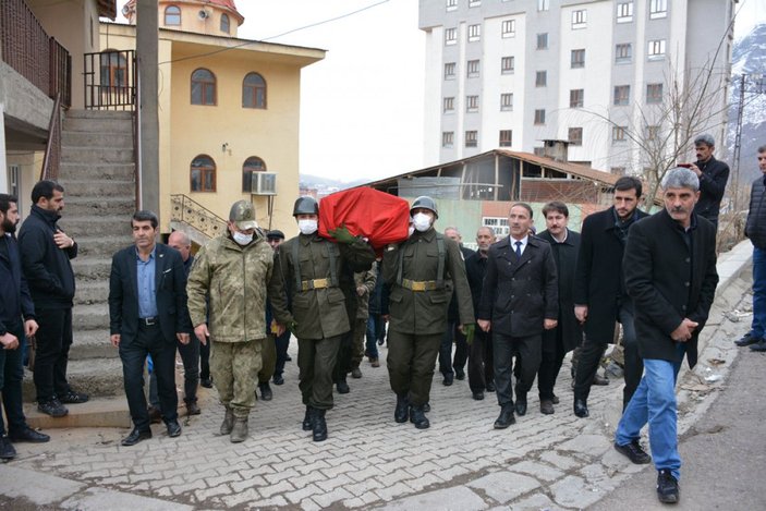 Kanserden ölen Kıbrıs gazisi, Şemdinli'de toprağa verildi -2