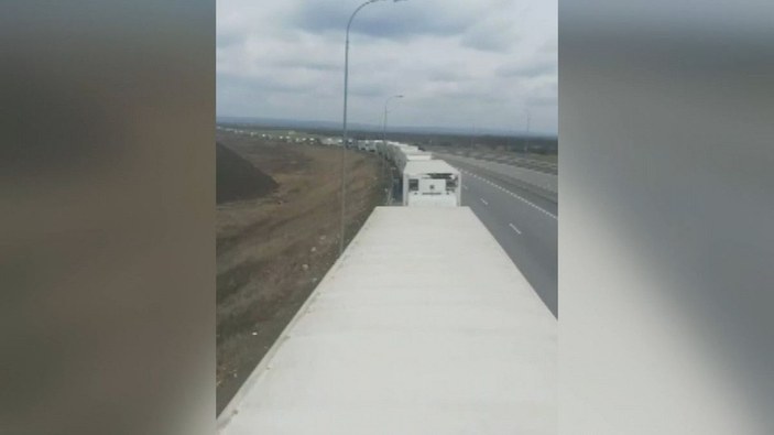 Rusya Gürcistan sınırında mahsur kalan binlerce Türk TIR Şoförü, 30 gündür bekliyor -5