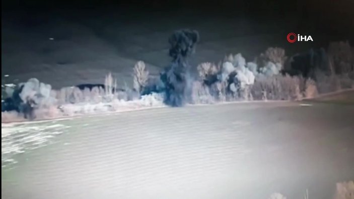 Ukrayna ordusu, Rus konvoyunu pusuya düşürdü -1