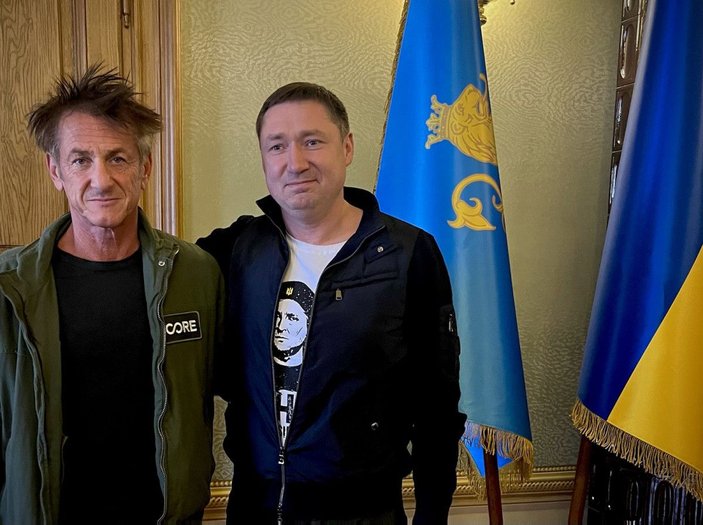 ABD’li film yıldızı Sean Penn, milyarderleri Ukrayna için savaş uçağı almaya çağırdı -3