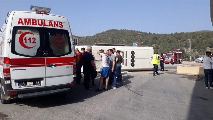 Mersin'de Akkuyu NGS işçilerinin servisi devrildi: 11 yaralı -3
