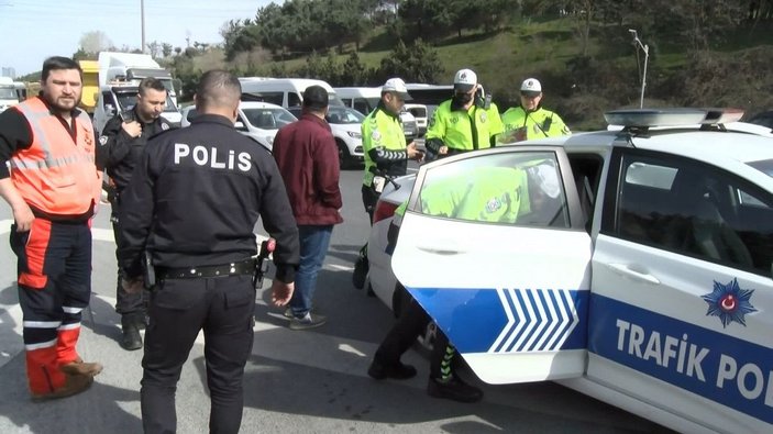 Sultangazi’de otomobilin çarptığı motosiklet sürücüsü hayatını kaybetti -2