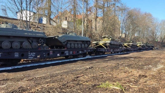Çekya, Ukrayna’ya tank desteği verecek