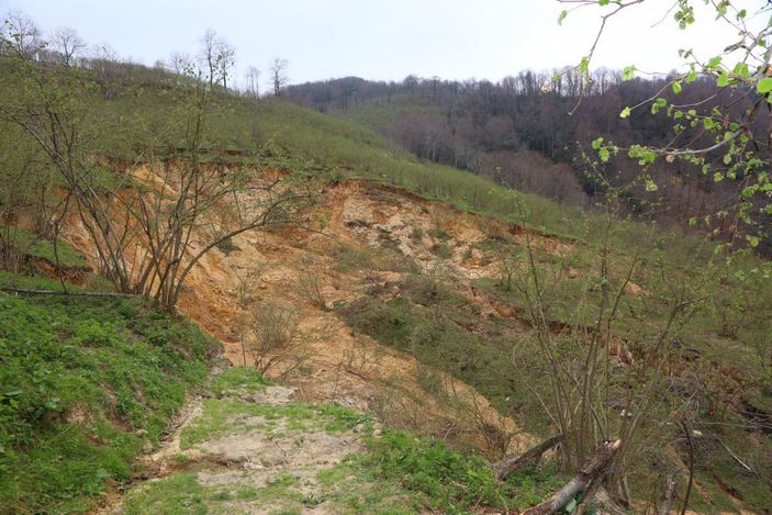 Ordu’da heyelanda 13 ev tahliye edildi -5