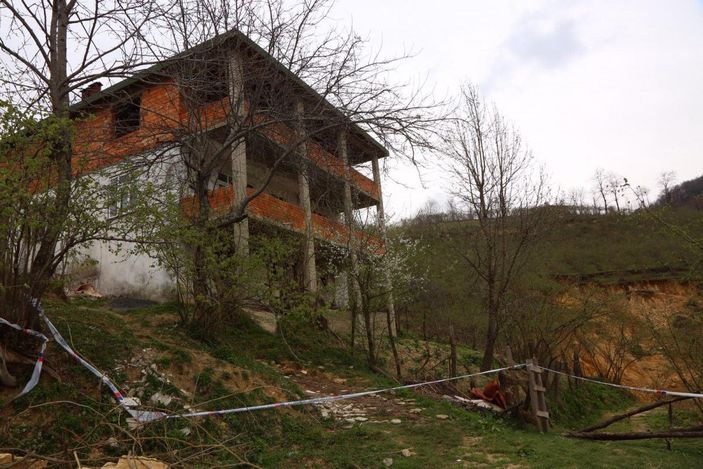 Ordu’da heyelanda 13 ev tahliye edildi -6