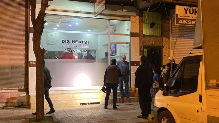 Diyarbakır’da diş kliniği kurşunlandı -5