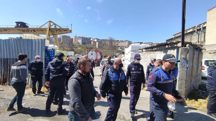 Gaziosmanpaşa'da kimyasal sızıntının olduğu depo mühürlendi -2
