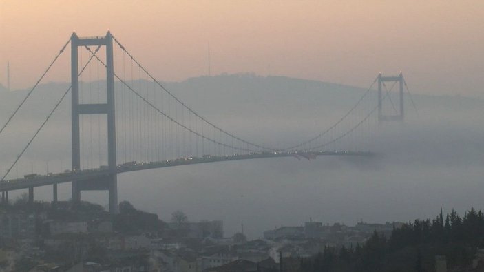 İstanbul'da sis hayatı olumsuz etkiledi(2) -2