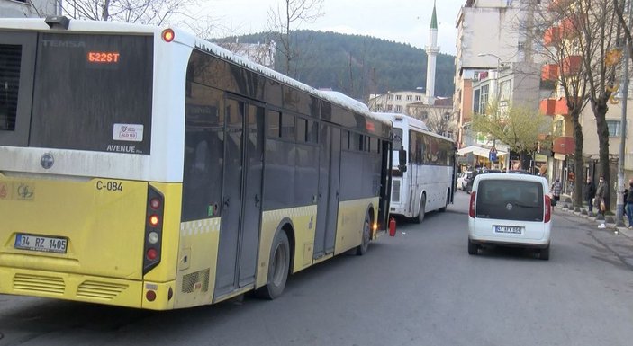 Sultanbeyli'de otobüs ortalığı birbirine kattı -5