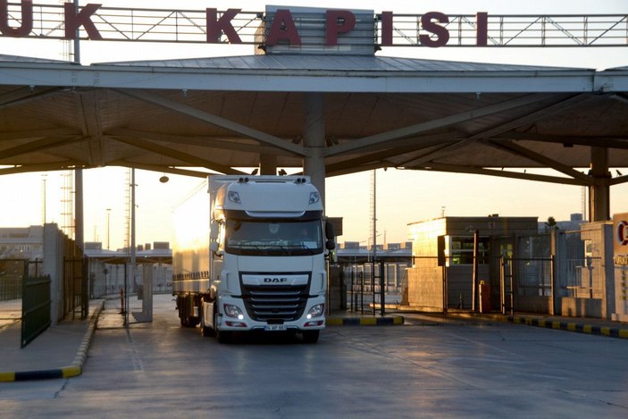 TIR şoförleri: Kaçak göçmenler yüzünden 5 bin euro ceza ödüyoruz -9