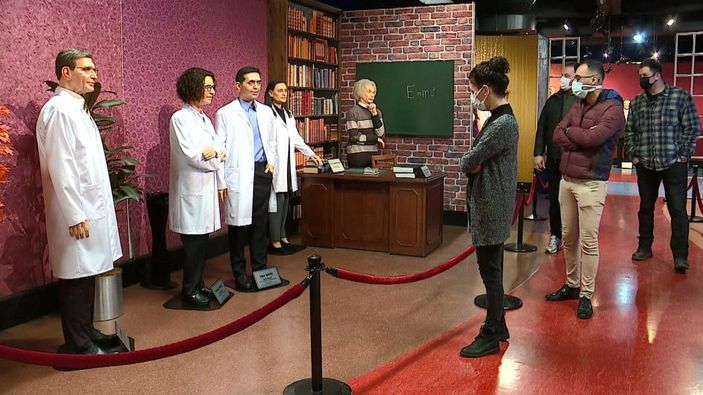 Büyükerşen, Türk bilim insanlarının balmumu heykellerini yaptı -9