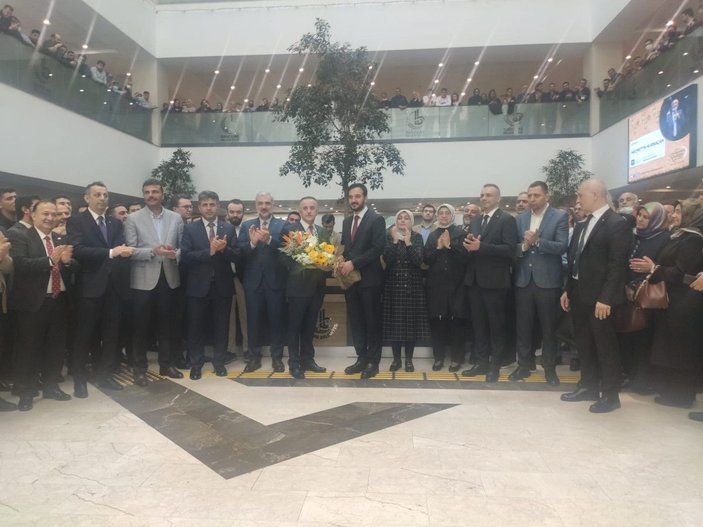(geniş haber) Bağcılar Belediyesi'nin yeni başkanı Abdullah Özdemir oldu -2