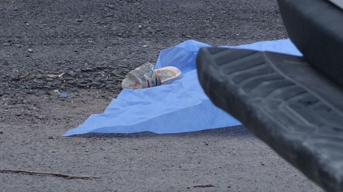 d Kamyonetin altında kalan 2 yaşındaki Suriyeli Tulin hayatını kaybetti -1